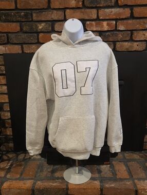 Forever 21 Light Gray '07' Pullover Hoodie